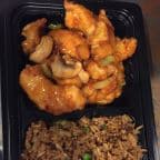 Best General Tso's Chicken (Lunch) in Needham, MA